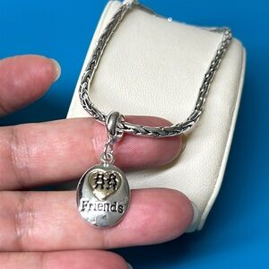 🖤Hallmark Friends dangle charm bracelet